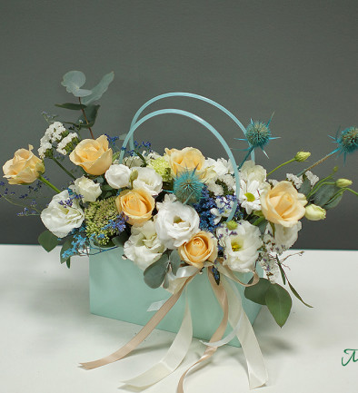 Bag with Cream Roses, Lisianthus, and Chrysanthemum photo 394x433